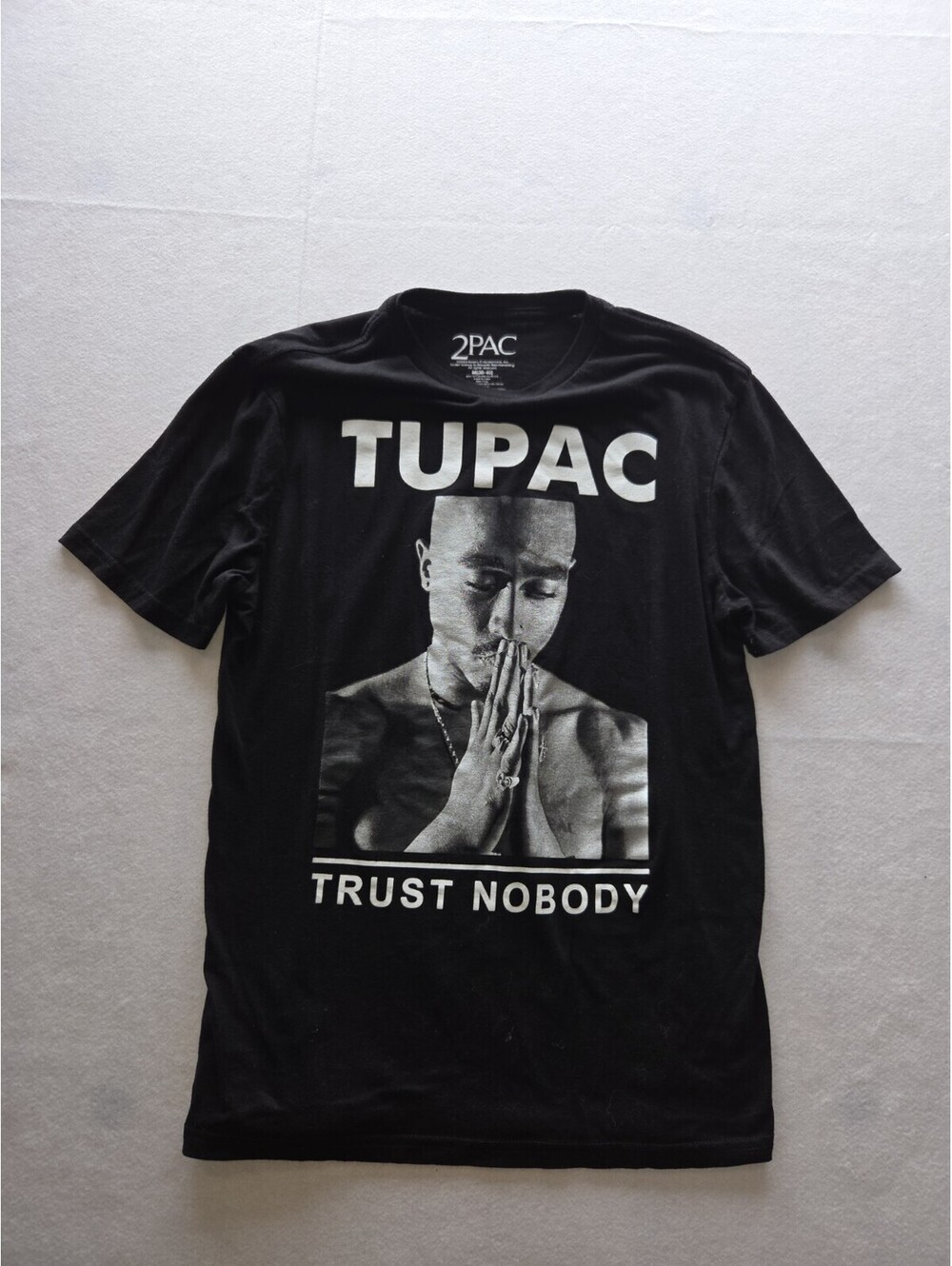 Tupac 2Pac Shirt Mens Medium Black Retro Graphic Rap Tee Trust Nobody CB2 0031